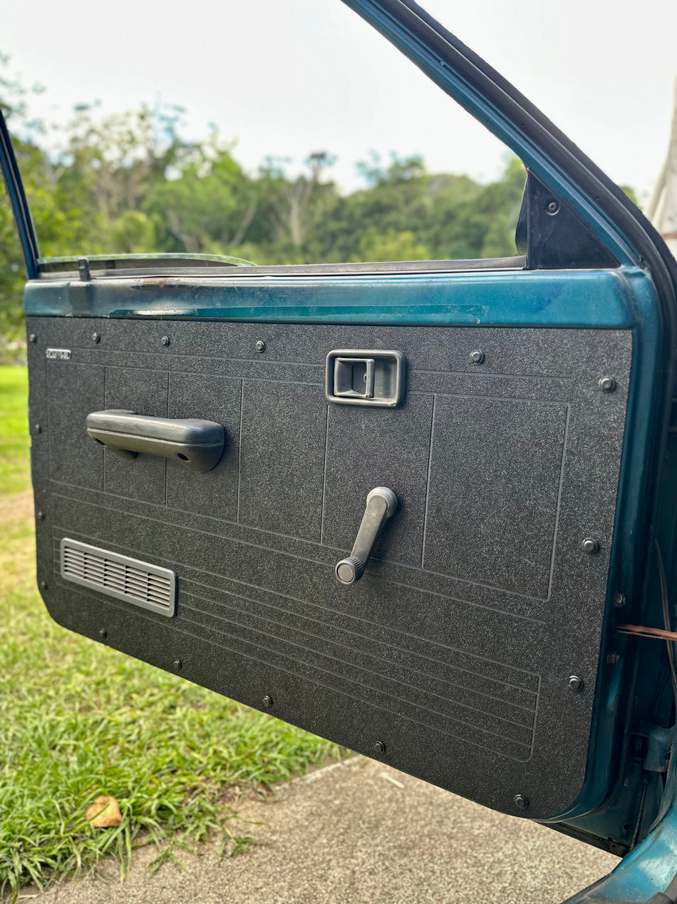 ABS Door Panels for Mazda B2000 / B2200 / B2600 (1986-1993)